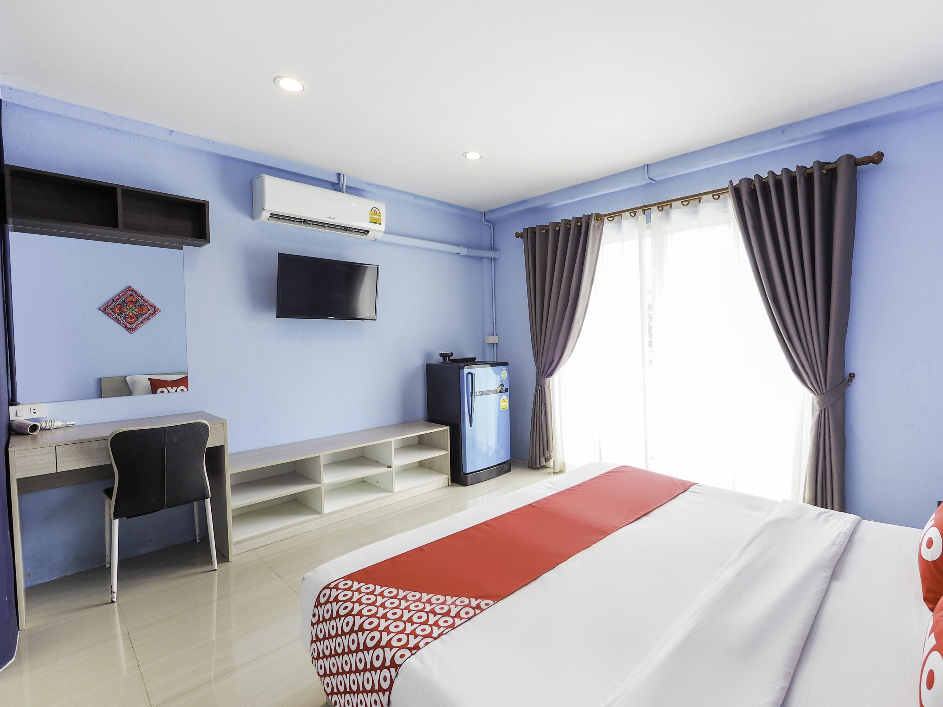 Oyo 983 The Private Hotel Chiang Mai Esterno foto