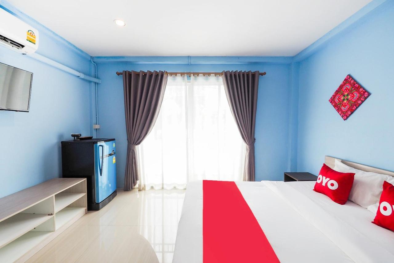 Oyo 983 The Private Hotel Chiang Mai Esterno foto